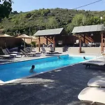Almirikia Apartamento