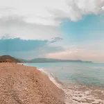 아파트 Almirikia *