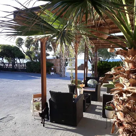 Almirikia Appartement Mourteri